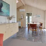 Gundel - 400m From The Sea By Interhome