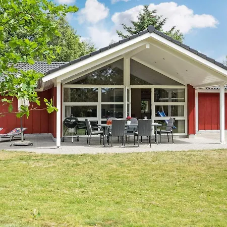 Gundel - 400m From The Sea By Interhome Holiday home *