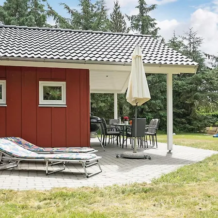 Gundel - 400m From The Sea By Interhome