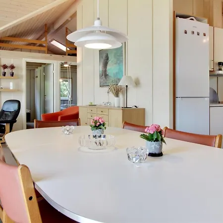 Gundel - 400m From The Sea By Interhome Feriehus *