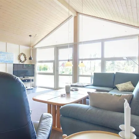 Gundel - 400m From The Sea By Interhome *