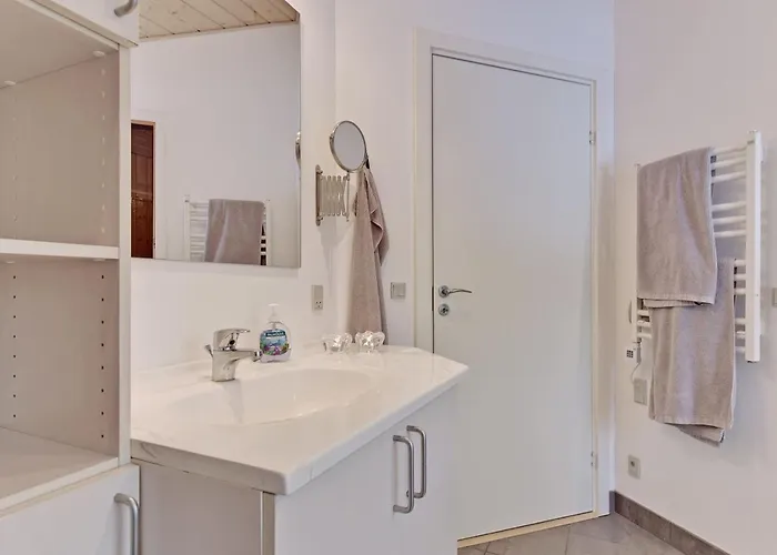 Gundel - 400m From The Sea By Interhome Holiday home