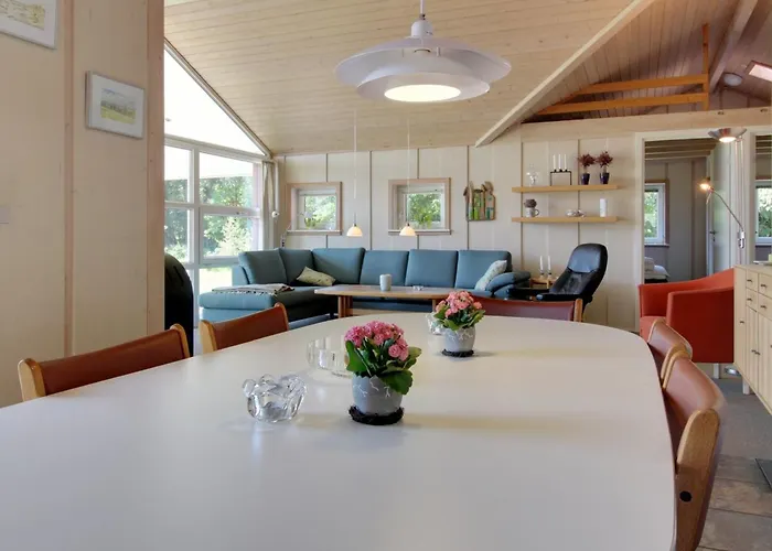 Holiday home Gundel - 400m From The Sea By Interhome *